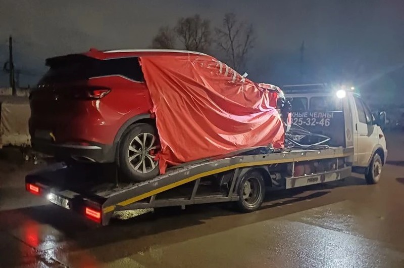 Услуги эвакуатора на шоссе