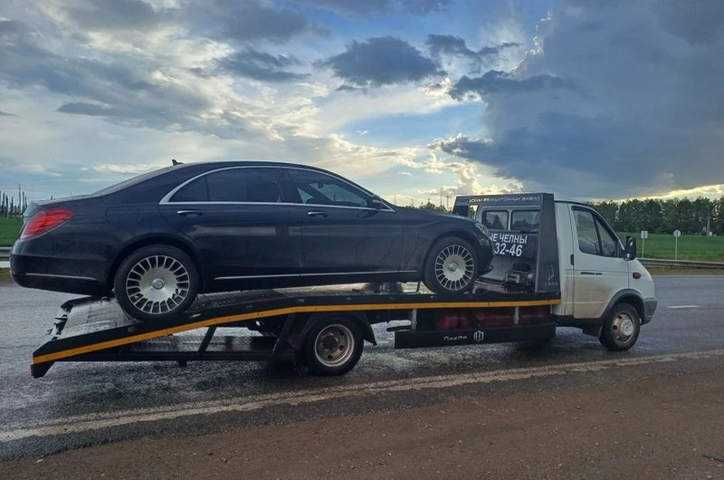 Услуги эвакуатора на трассе